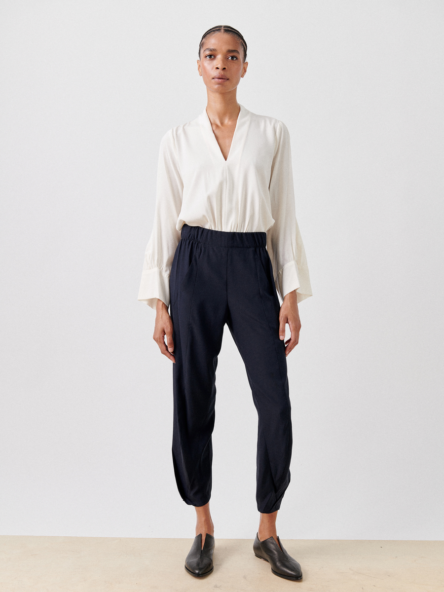 Akeo Pant in Silk Charmeuse | Zero + Maria Cornejo Akeo Pant in Silk Charmeuse | Zero + Maria Cornejo