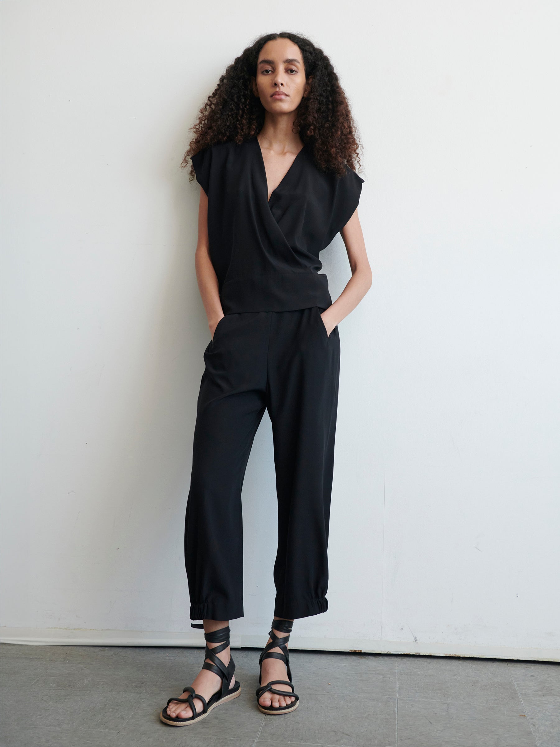 B24-SCH201001_01_4480x.jpg?v=