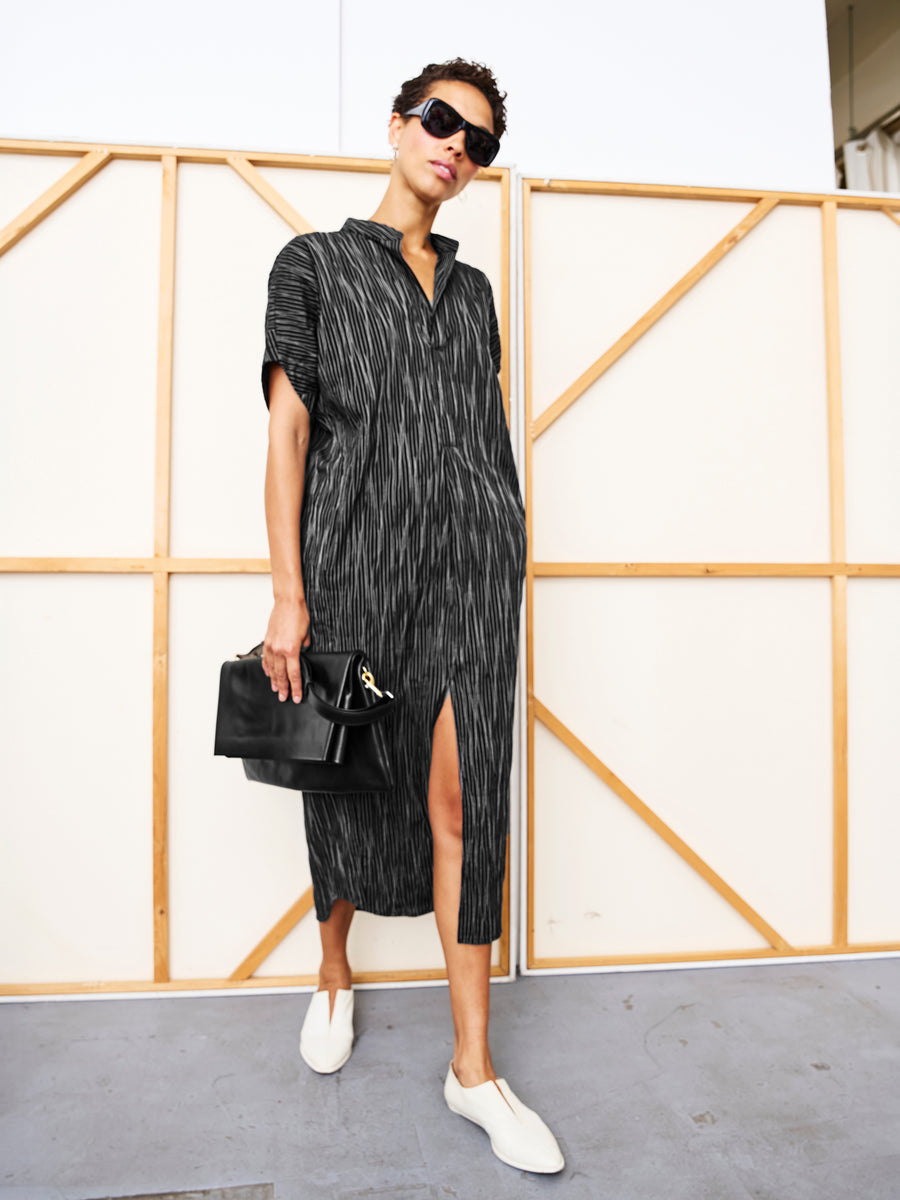 the 9 shop everyday dress ブラック long M Long Aissa Shirt Dress in Striped Tucked Shirting | Zero + Maria