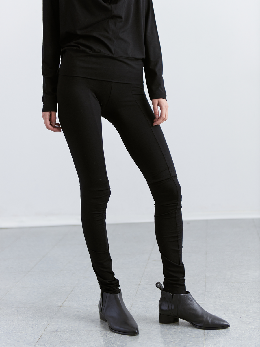 ASOS DESIGN legging with high waist in black